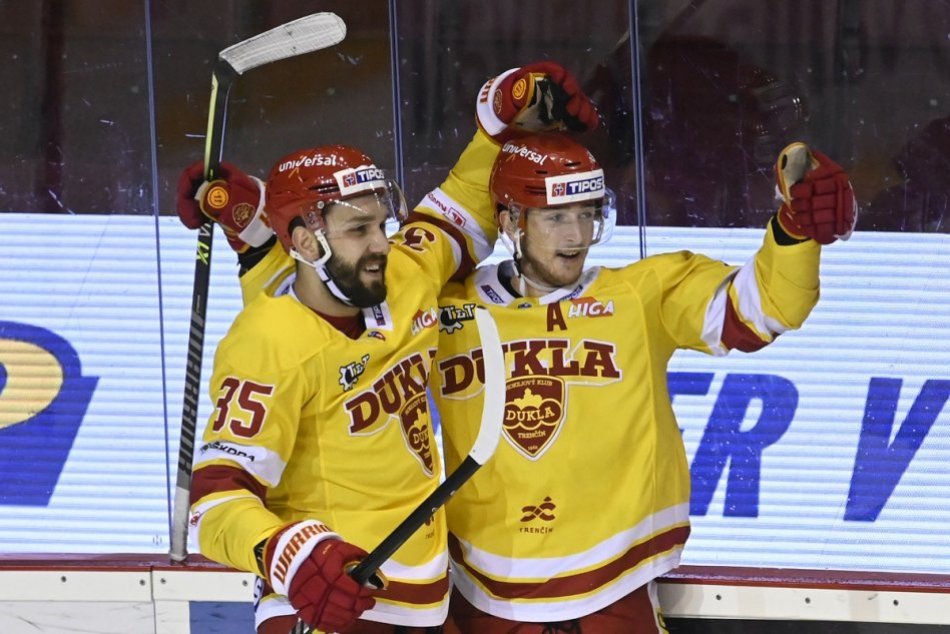 Ilustračný obrázok k článku Trenčín našiel proti Popradu hetrikového hrdinu: Hviezdou večera Denis Hudec