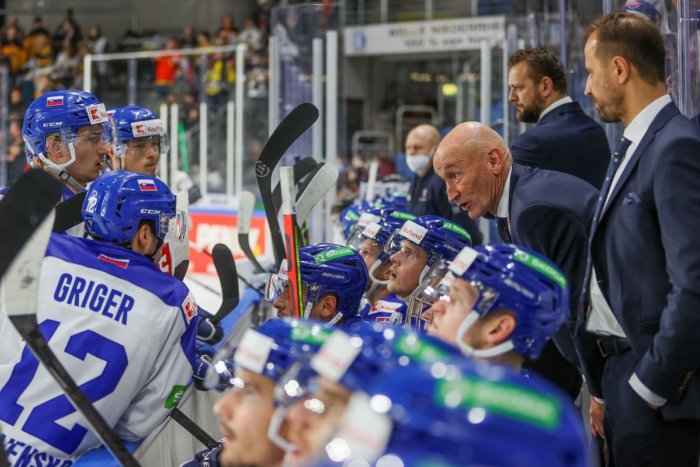 Ilustračný obrázok k článku PÁČIA sa vám nové dresy našich hokejistov? Takto NAHODENÍ zabojujú o olympijské zlato! FOTO