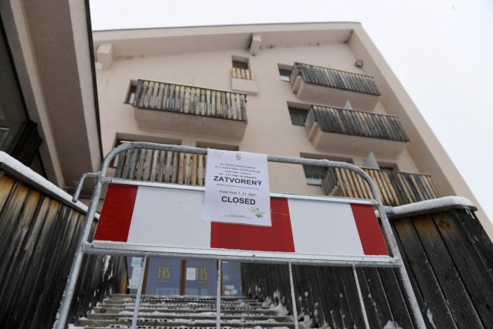 Ilustračný obrázok k článku Kabina k pomoci cestovnému ruchu: Kým sa koalícia dohodne, podnikatelia skrachujú