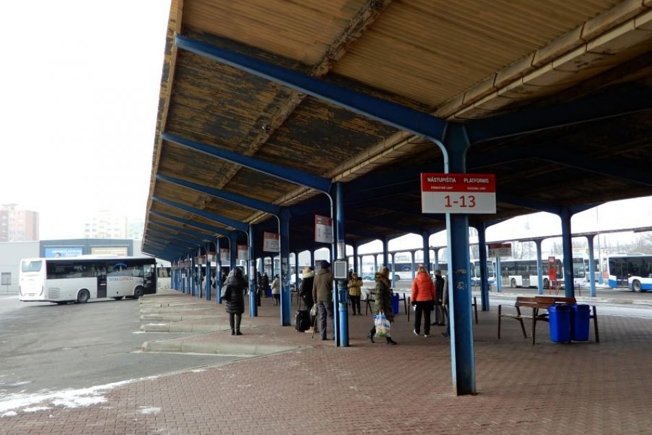 Ilustračný obrázok k článku Vojna o platy vodičov: Župa považuje tvrdenia SAD Poprad za zavádzajúce