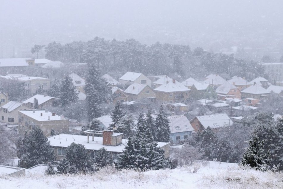 Ilustračný obrázok k článku Zima ešte nekončí: Na Slovensko sa môže vrátiť SNEH! Dôležitý bude TENTO dátum