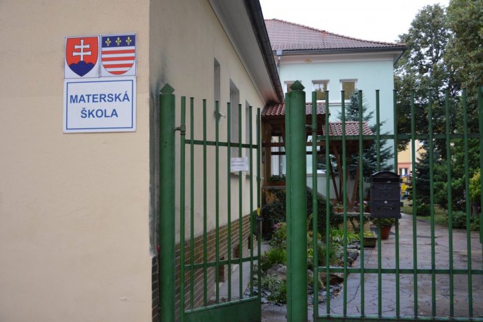 Ilustračný obrázok k článku Dobré správy pre deti aj rodičov: Škôlky v Starom Meste opäť otvoria