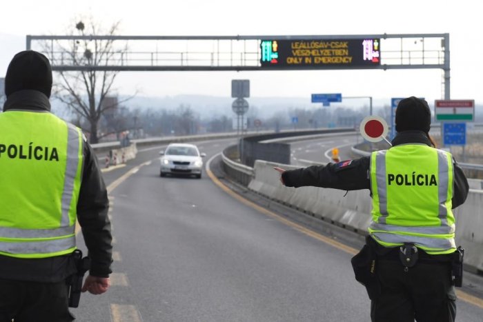 Ilustračný obrázok k článku Prekonali ste koronavírus a vraciate sa na Slovensko? TAKÝTO režim bude pre vás PLATIŤ!