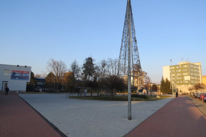 Ilustračný obrázok k článku Darujme si Vianoce alebo očkovanie v Michalovciach a okolí