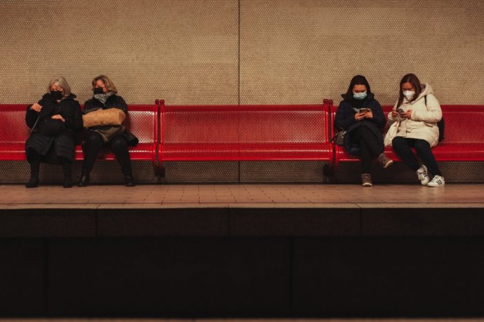 Ilustračný obrázok k článku V Česku koronavírus USTUPUJE: Kým u nás hlásia 101 obetí, naši susedia o polovicu MENEJ