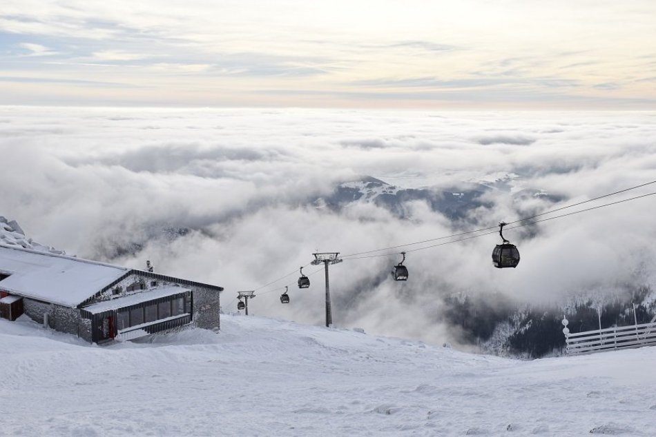 Ilustračný obrázok k článku Do hôr prichádza silný vietor a sneženie: Hrozí LAVÍNOVÉ nebezpečenstvo!