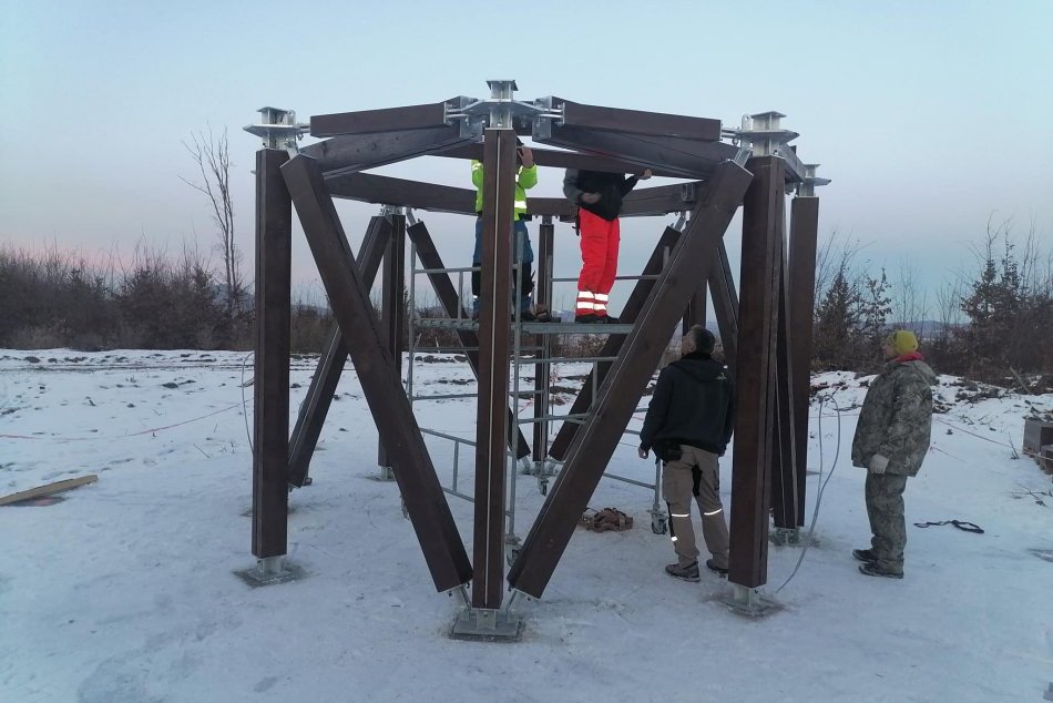 Ilustračný obrázok k článku Nová ATRAKCIA pri Prešove: Vyhliadka na Malkovskej hôrke už naberá prvé rozmery, FOTO