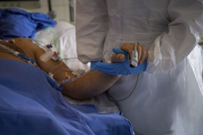 Ilustračný obrázok k článku Koronavírus na Slovensku: Počet hospitalizovaných KLESOL pod 3-tisíc!