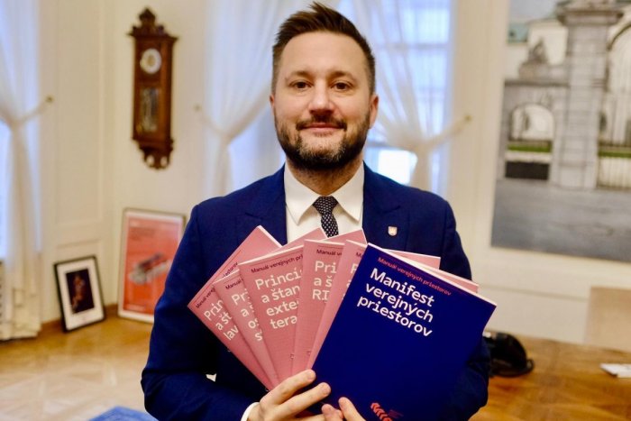 Ilustračný obrázok k článku Primátor Bratislavy M. Vallo: Musíme žiť nádejou a byť trpezliví, aby sa život vrátil do normálnych koľají