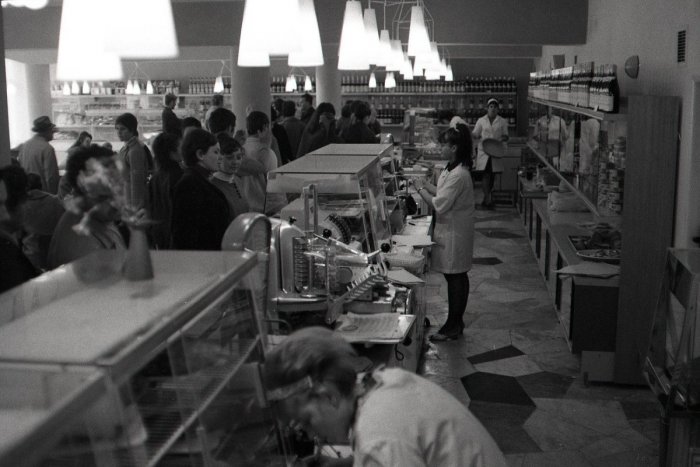 Ilustračný obrázok k článku Pamätáte sa na dederónky či kaliopky? TOTO kedysi zháňali Nitrania na Vianoce