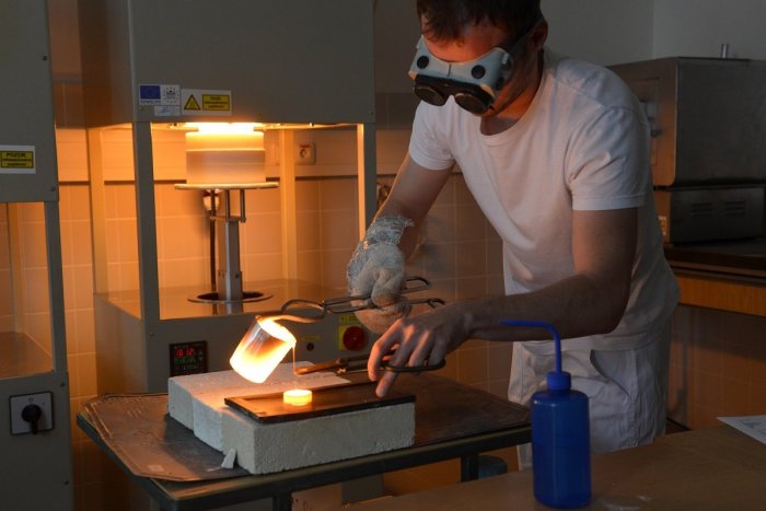 Ilustračný obrázok k článku Blíži sa rok skla: Slovenským centrom osláv bude Trenčín