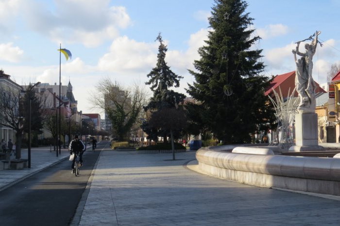 Ilustračný obrázok k článku Chudobné rodiny v našom okrese budú mať krajšie Vianoce: Dobré skutky sa dejú!