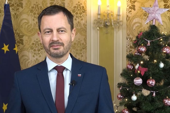 Ilustračný obrázok k článku Vianočný príhovor premiéra: Prežívame obdobie poznačené náročnými a ťažkými okolnosťami