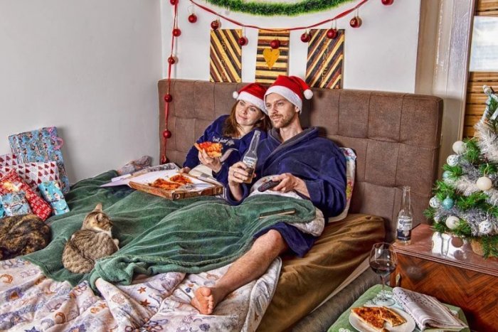 Ilustračný obrázok k článku Manželia sú niekedy okrúhlejší: Je PRIBERANIE vo vzťahoch znakom šťastia alebo varovaním?