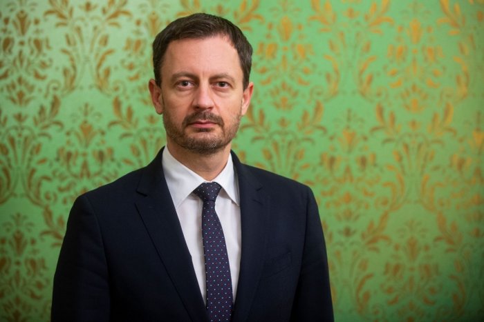 Ilustračný obrázok k článku Heger: Za to, že opatrenia NEFUNGUJÚ, môžu ľudia! Kedy sa začneme riadiť COVID automatom?