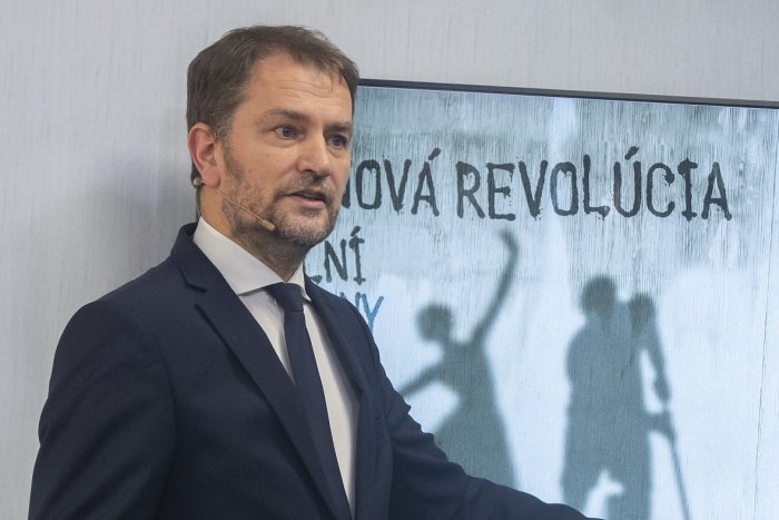 Ilustračný obrázok k článku Matovič 250-eurovú pokutu za nenosenie rúška NEZAPLATÍ: Na tlačovkách som točil DOKUMENT!