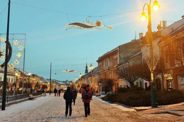 Ilustračný obrázok k článku Zdražovanie elektriny vs. vianočná výzdoba v Prešove: Mesto pripúšťa predčasnú STOPKU!