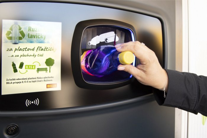 Ilustračný obrázok k článku Špekulanti chcú zarobiť na zálohovaní PET fliaš. Dá sa to, ALE!