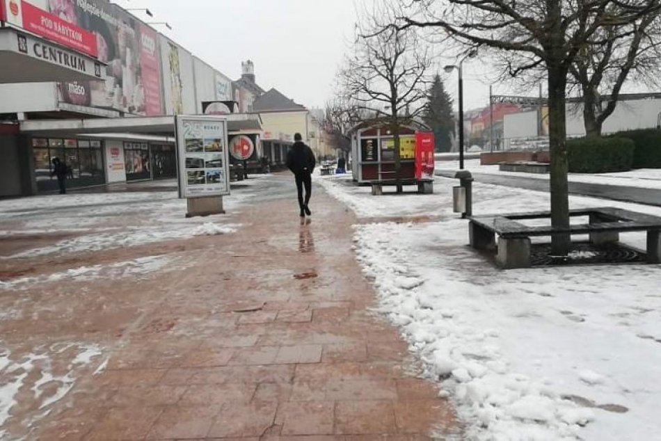 Ilustračný obrázok k článku Michalovčania, niekde budú dve vakcíny málo: Kedy vás nepustia do reštaurácie?