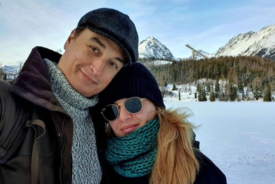 Ilustračný obrázok k článku Čaputová pozdravuje zo zasnežených Tatier: ROMANTICKÉ zábery s priateľom, FOTO