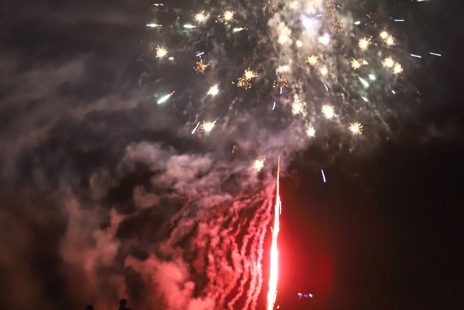 Ilustračný obrázok k článku Tragédia na oslavách Dňa Bastily: Ohňostroj zabil chlapca, jeho sestra dostala infarkt