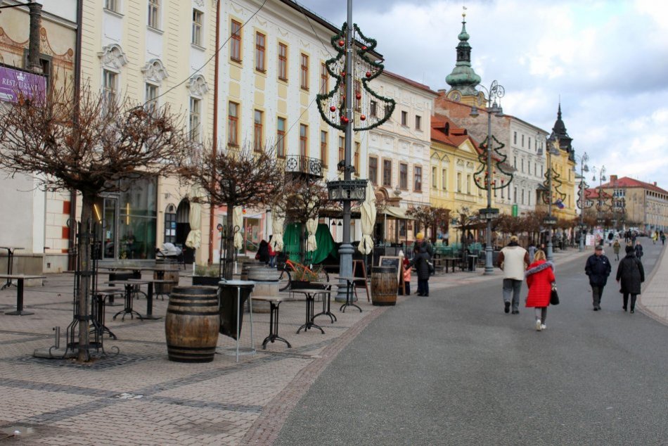 Ilustračný obrázok k článku Zaujímavosti o veku Bystričanov: KOĽKO má najstarší a KOĽKÍ sa dožili 100 rokov?