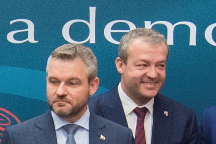 Ilustračný obrázok k článku Pellegrini dal POKYN: Hlas-SD chce v Trenčianskom kraji podporiť smeráka Bašku