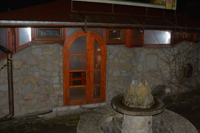 Ilustračný obrázok k článku Na juhu Banskobystrického kraja vyčíňal neznámy páchateľ: Z reštaurácie nič neukradol, ale...