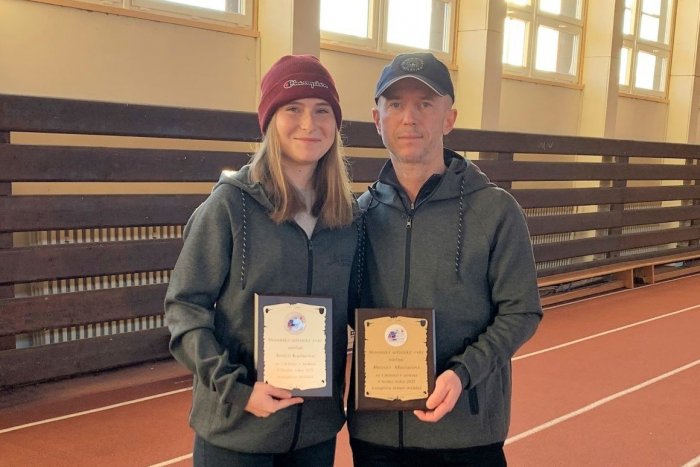 Ilustračný obrázok k článku Kráča v stopách Tótha: Sve­repčanka Terézia Kurucová mládežníckou chodkyňou roka