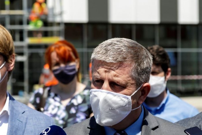 Ilustračný obrázok k článku Minister Lengvarský zmenil názor: Bude štát kupovať nemocnicu Bory?