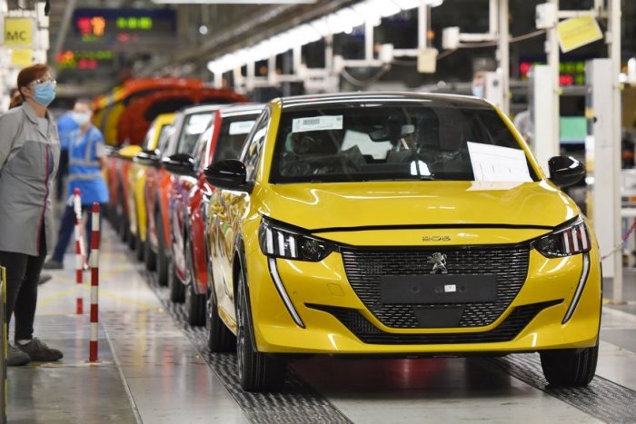 Ilustračný obrázok k článku Zostávame svetovou VEĽMOCOU vo výrobe automobilov: Opäť sme zlomili MAGICKÚ hranicu