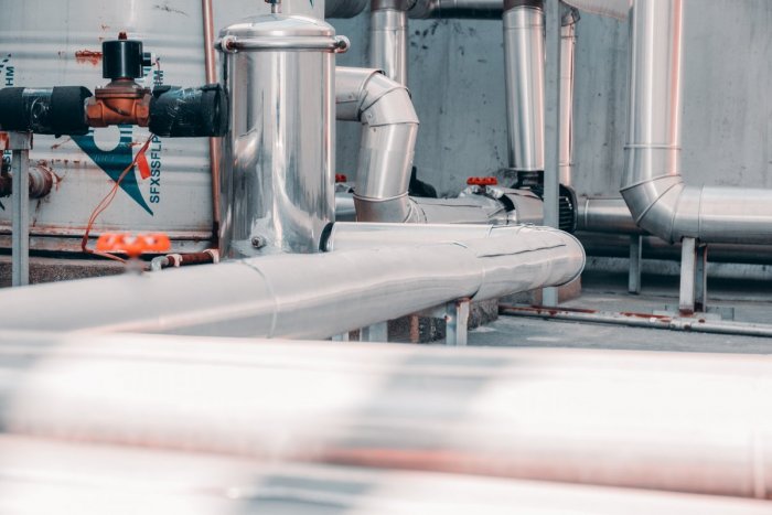 Ilustračný obrázok k článku RUSI pritiahli kohútik s plynom a dodávky na Slovensko sú oproti vlaňajšku polovičné