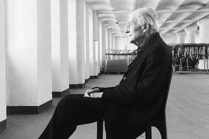 Ilustračný obrázok k článku Vo veku 91 rokov zomrel legendárny taliansky módny návrhár Nino Cerruti