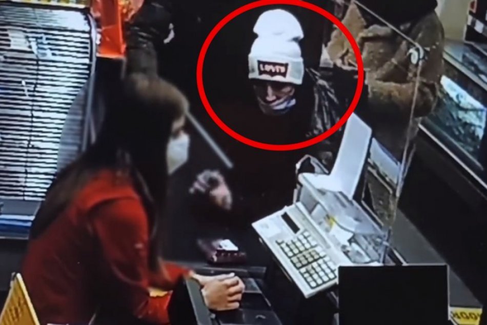 Ilustračný obrázok k článku Oklamaní predavači a škody za stovky eur: Polícia pátra po žene zo ZÁBEROV!