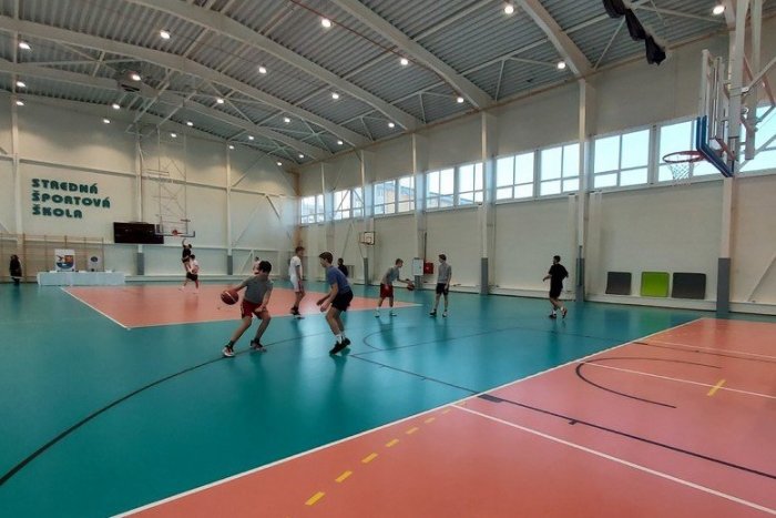 Ilustračný obrázok k článku Trenčianska športová škola sa rozvíja: Lepšie časy majú čakať aj basketbalistov
