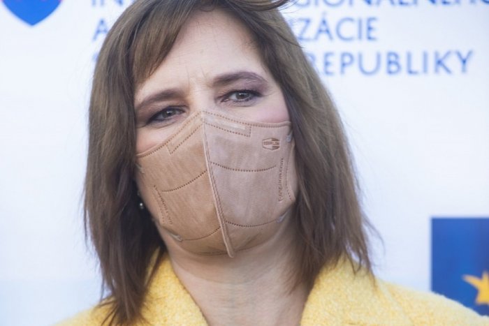 Ilustračný obrázok k článku Remišová: Nemôžeme žiť v neustálom cykle obmedzení. Spoločnosť sa musí prispôsobiť