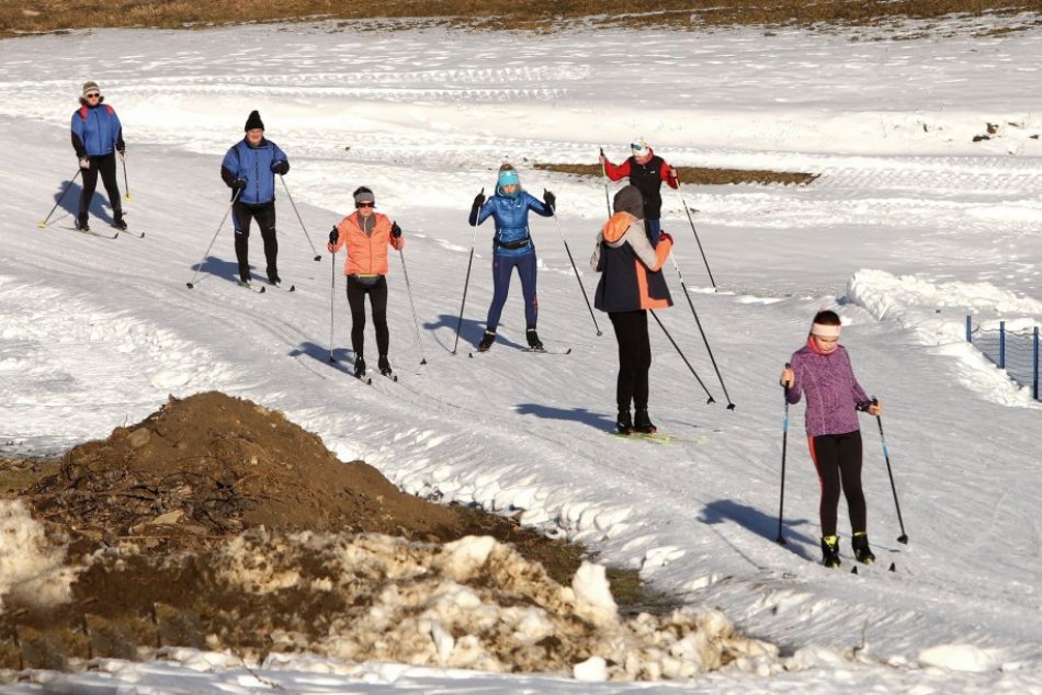 Ilustračný obrázok k článku Užijeme si jarné PRÁZDNINY na bežkách? Kým to bude možné, budeme sa snažiť, tvrdí ZAaRES