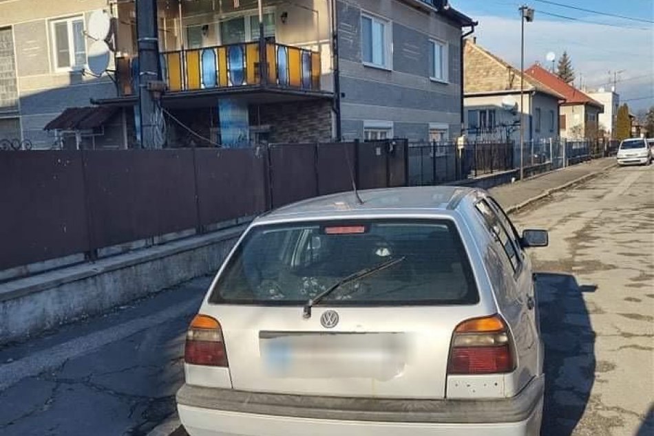 Ilustračný obrázok k článku Vodič v Banskobystrickom kraji ŠOKOVAL aj policajtov: Putoval rovno do cely