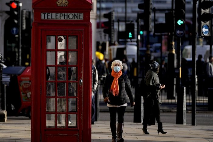 Ilustračný obrázok k článku Ďalšia zmena pre očkovaných, ktorí prichádzajú do Anglicka: Test už potrebovať NEBUDÚ