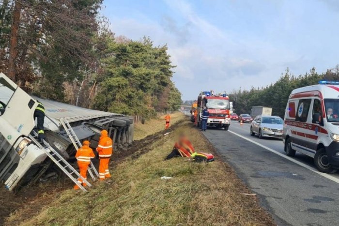 Ilustračný obrázok k článku HAVÁRIA na D2 zablokovala časť diaľnice. OPITÝ vodič chcel po nehode UJSŤ