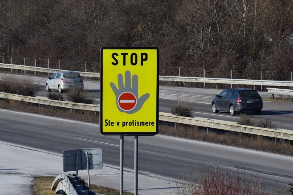 Ilustračný obrázok k článku Šokujúce priznanie hazardéra z D1 idúceho v PROTISMERE: Policajti nechceli veriť