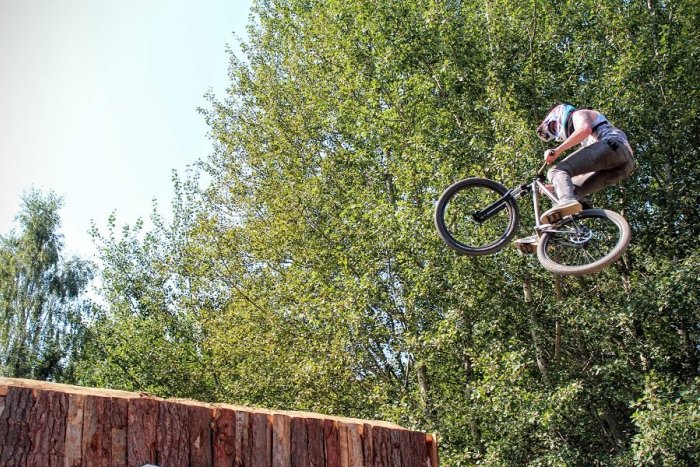 Ilustračný obrázok k článku Radnica v Mikuláši chce vybudovať pumptrackový areál: Kde a kedy by mal vzniknúť?