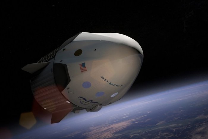 Ilustračný obrázok k článku Rakete SpaceX hrozí ZRÁŽKA s Mesiacom! Na návrat do atmosféry Zeme nemá dosť paliva