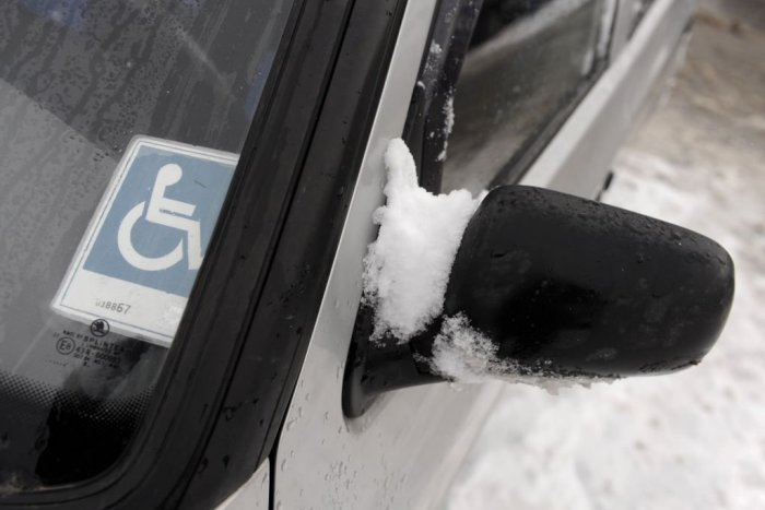 Ilustračný obrázok k článku Mesto zrušilo viacero vyhradených miest. Prideľuje ich po novom, aj pre osoby ŤZP