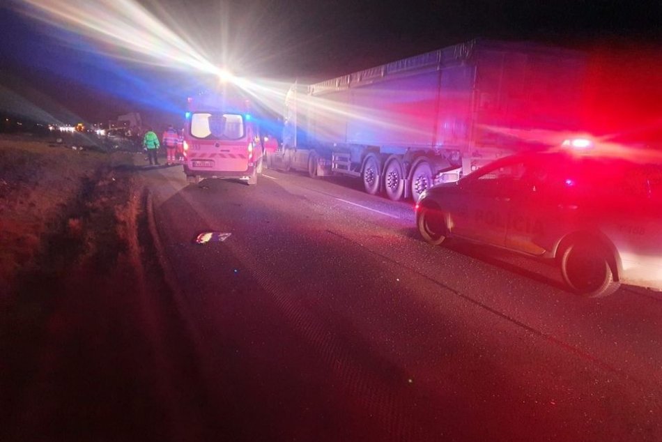 Ilustračný obrázok k článku Vodičov čakala nepríjemnosť: Cesta pri Kremnici bola uzavretá