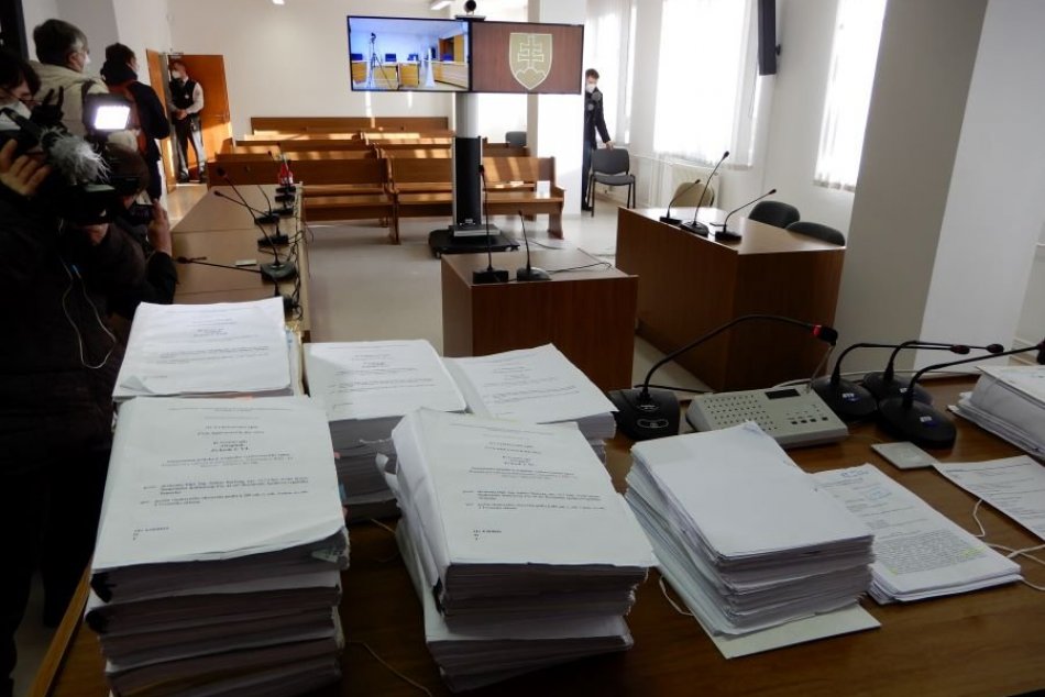 Ilustračný obrázok k článku Tragédia pri Iliašovciach: Súd s nemeckou statičkou pokračuje vypočutím svedkov