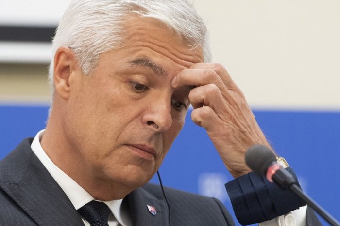 Ilustračný obrázok k článku Na Korčoka pred voľbami útočia hackeri: Napadli nám stránku a vznikol aj FEJKOVÝ web!