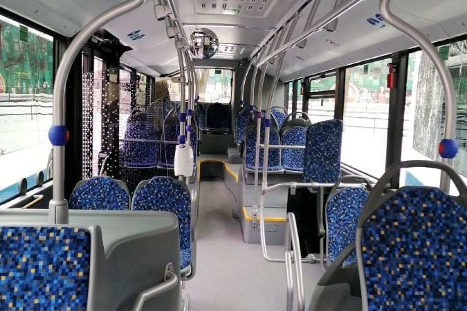 Ilustračný obrázok k článku Cestujete autobusmi? POZOR na presunutie zastávky na Špačinskej!