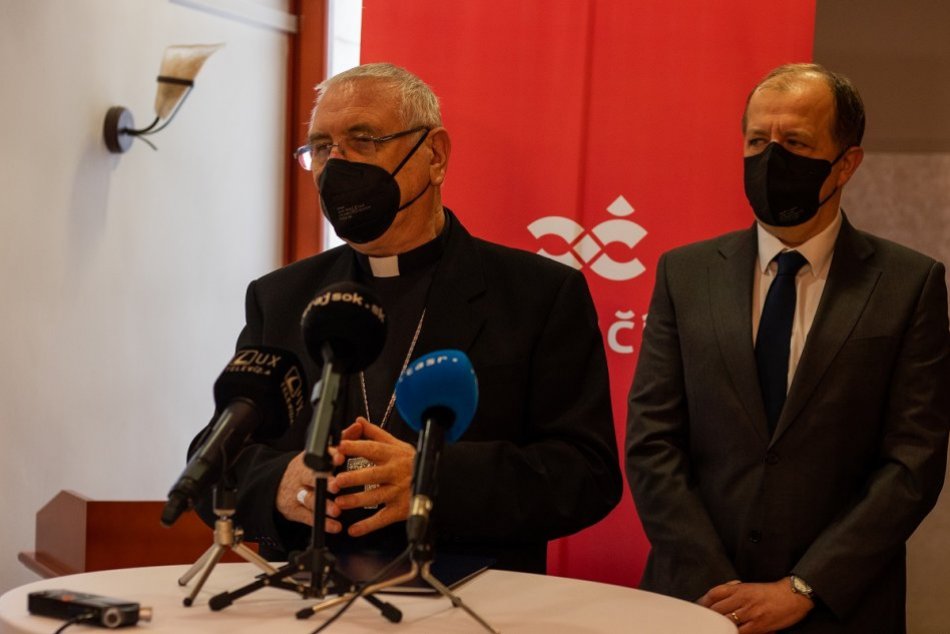 Ilustračný obrázok k článku V Trenčíne chystajú veľké stretnutie mládeže: TISÍCE veriacich prídu hľadať Boha