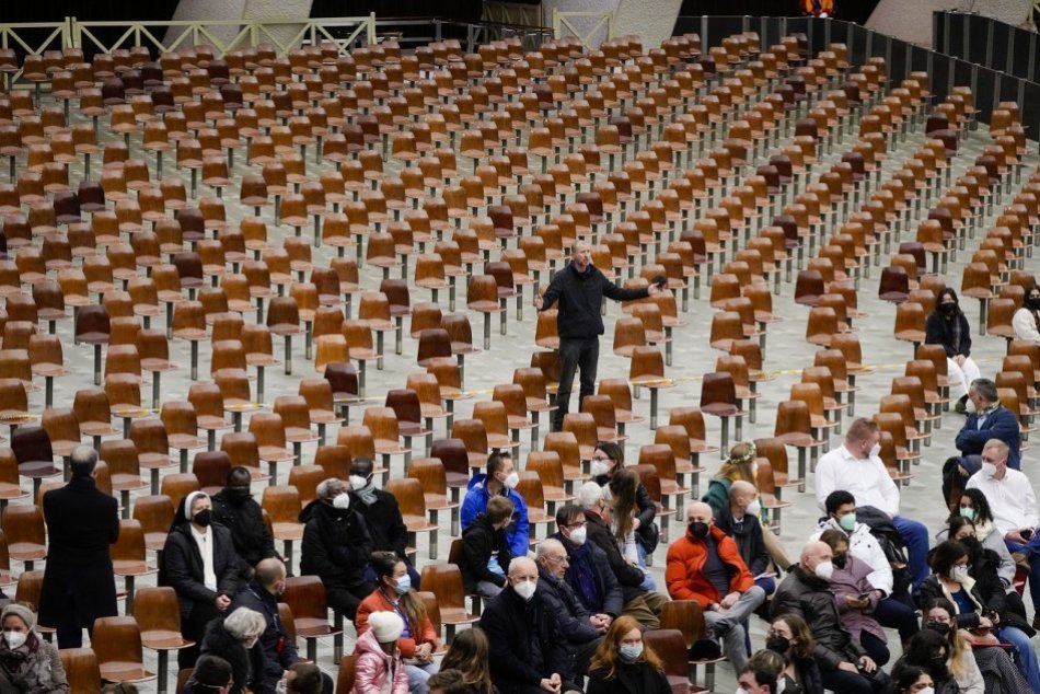 Ilustračný obrázok k článku Audienciu pápeža prerušil muž bez rúška: Toto nie je Božia cirkev, kričal